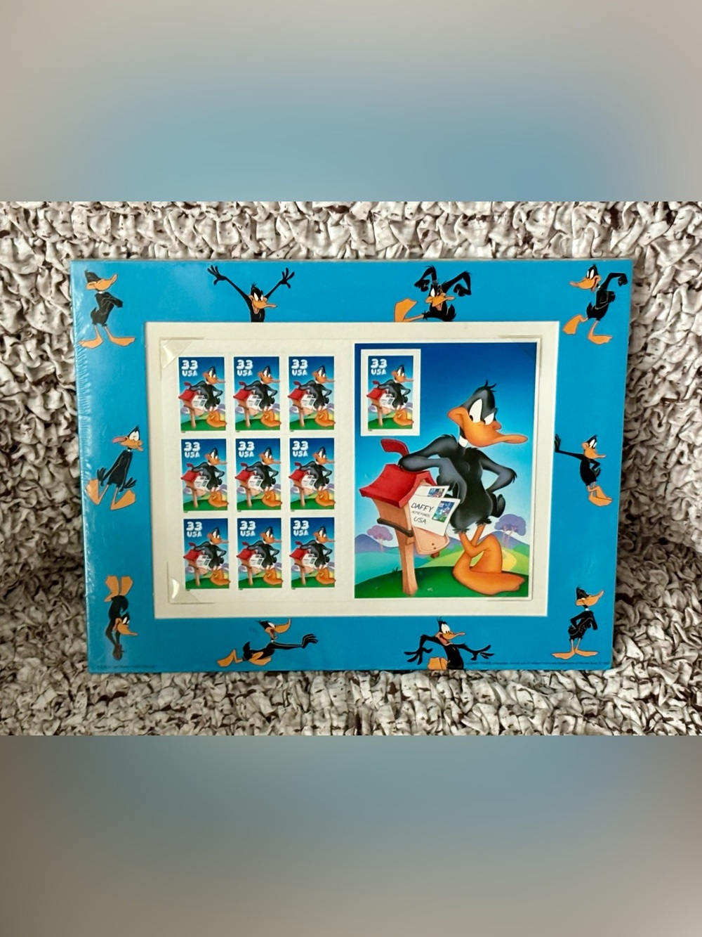 Collector Stamps Looney Tunes 1999 USA Stamps - Matted Pane
Daffy Duck